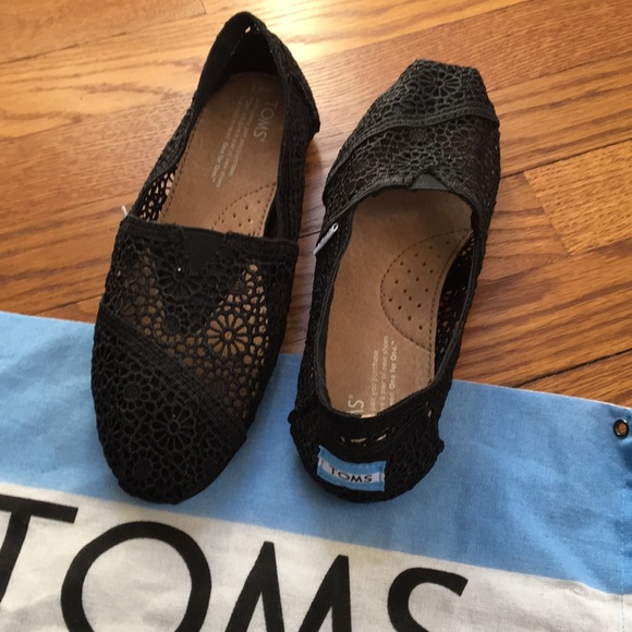 Toms Lace Flats - Picture 1 of 6